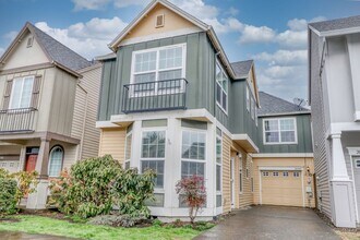Building Photo - 20467 SW Rosemount St