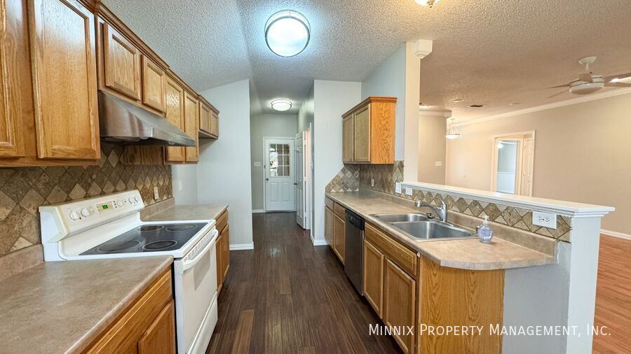 Building Photo - 156 Frankford Ct