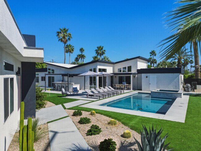 Building Photo - 2197 Jacques Dr