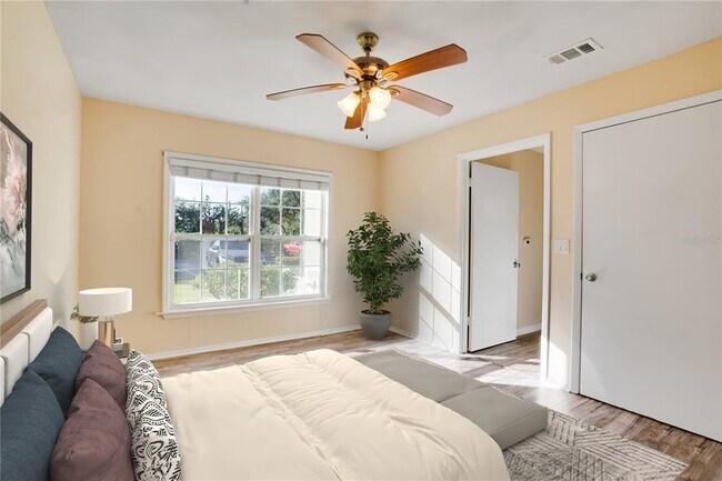 Building Photo - 2053 Dixie Belle Dr