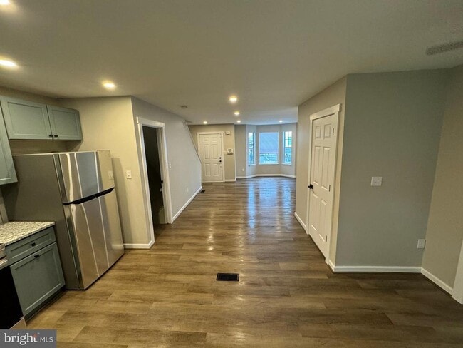 Building Photo - 252 Mansion Pkwy