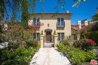 Building Photo - 260 S El Camino Dr