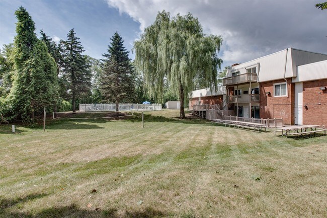 Building Photo - 409 Cherry Hill Trail