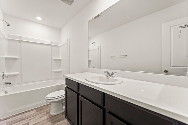 Building Photo - 6080 Swift Lariat St