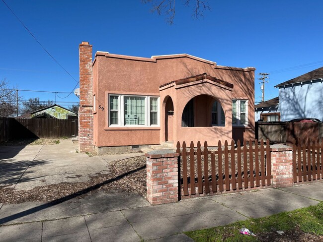 Primary Photo - Charming 2-Bedroom Home for Rent in Tracy