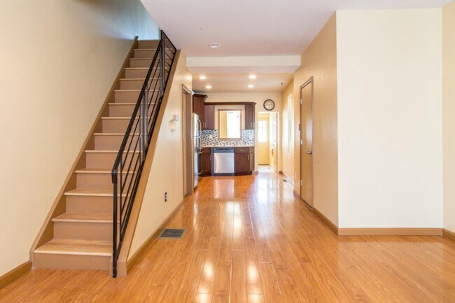 Building Photo - Spacious 3-Bedroom Home with Central Air, In-Unit Laundry and Patio