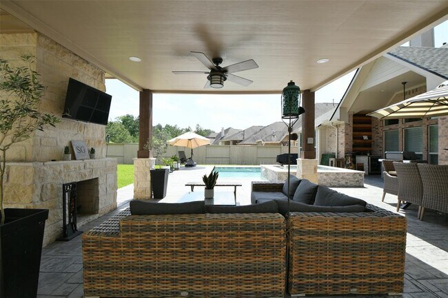 Building Photo - 99 N Bacopa Dr