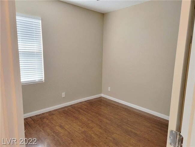 Building Photo - 8455 Classique Ave