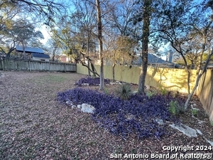 Building Photo - 9165 Ridge Path