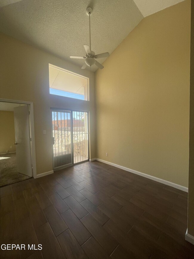 Building Photo - 11622 Scott Simpson Dr