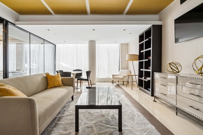 Building Photo - 11-35-35 45th Ave