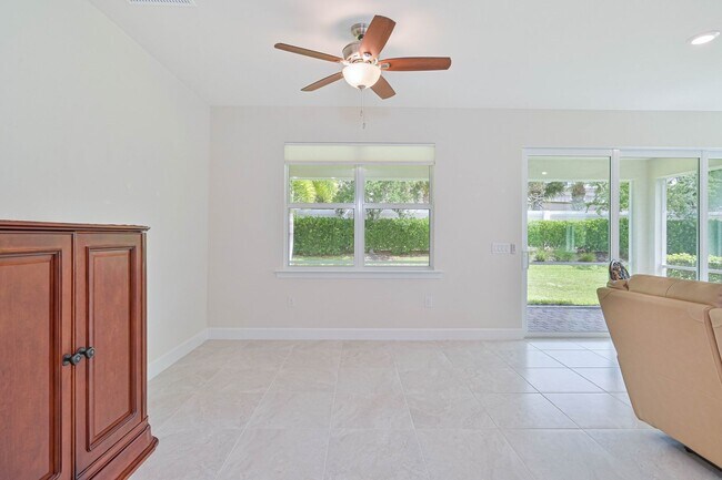 Building Photo - NOW AVAILABLE - 2/2 Plus Den Single Family Home in the Heart of Estero!