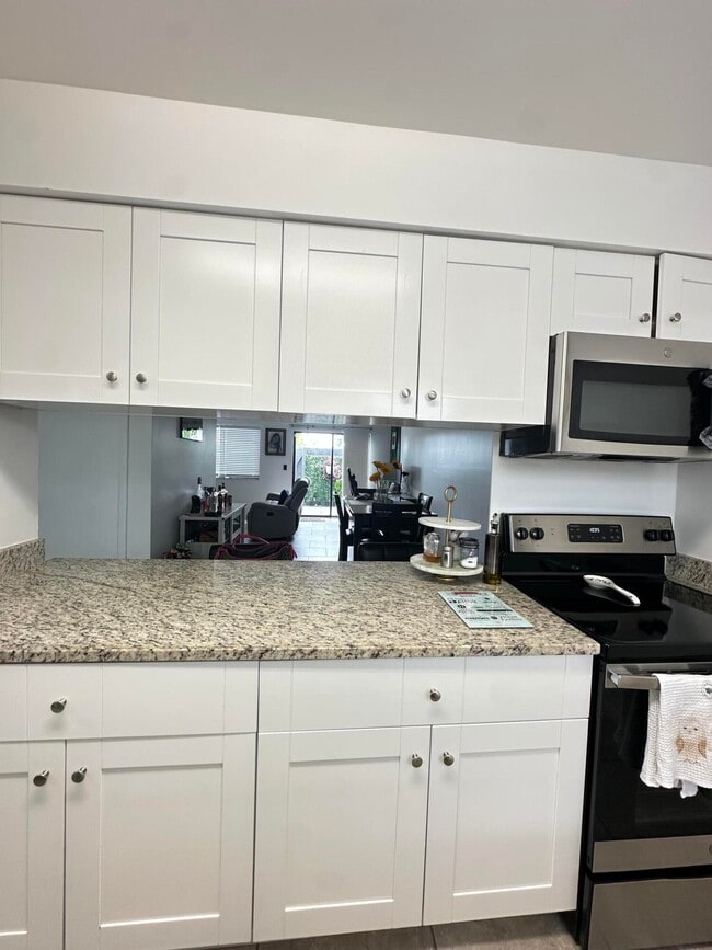 Building Photo - 2105 Wharf Ln