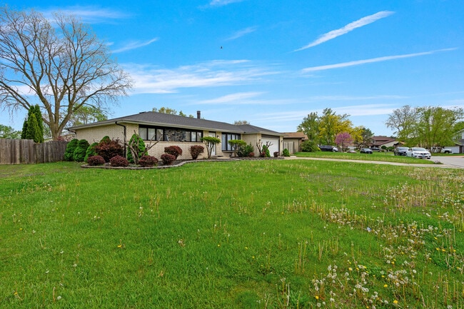 Building Photo - 12305 Derby Ln