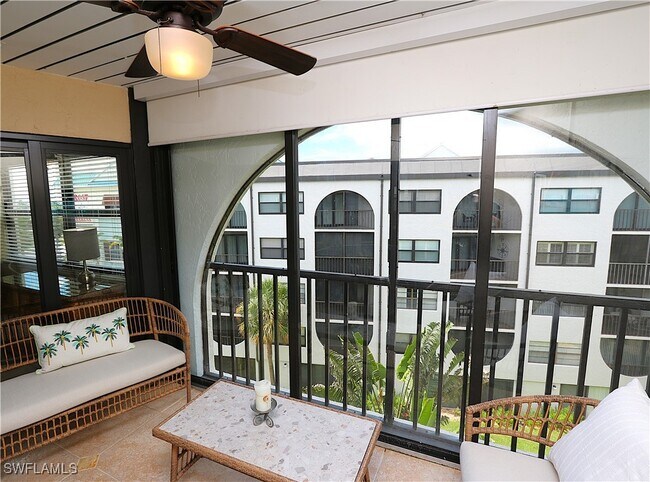 Building Photo - 1023 Anglers Cove