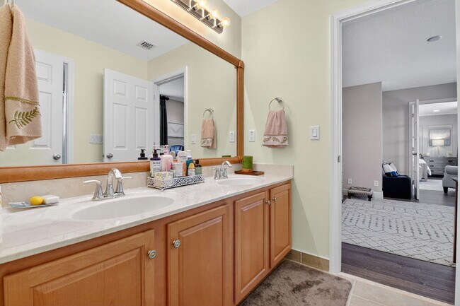 Building Photo - 10591 Longleaf Ln