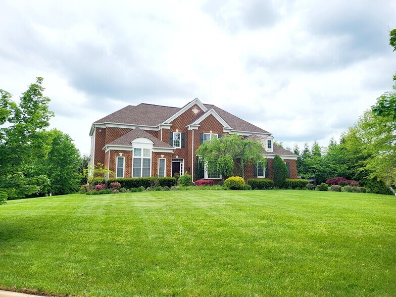 Building Photo - 25580 Fishers Hill Ct