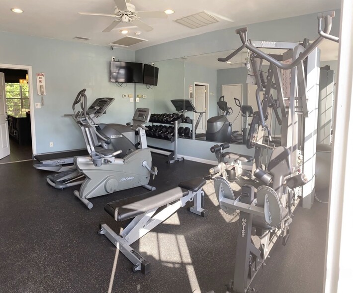 Fitness Center - 100 Wild Oak Ln