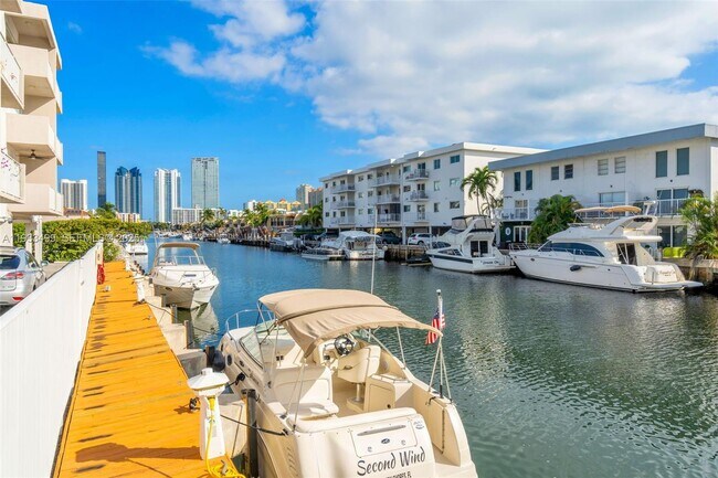 Building Photo - 3716 NE 168th St