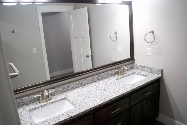 Building Photo - Beautiful 5 Bed, 3.5 Bath Home in Rigby, Idaho!