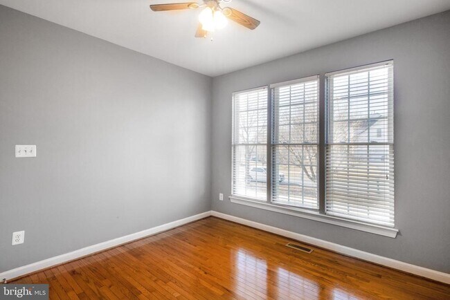 Building Photo - 15309 Lions Den Rd