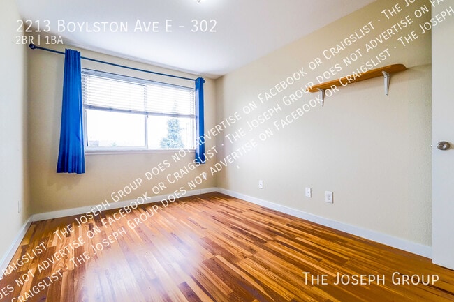 Building Photo - 2213 Boylston Ave E