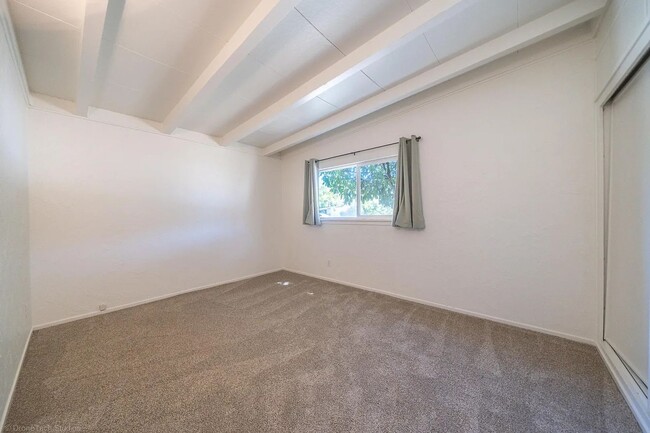 Building Photo - Home with Carport