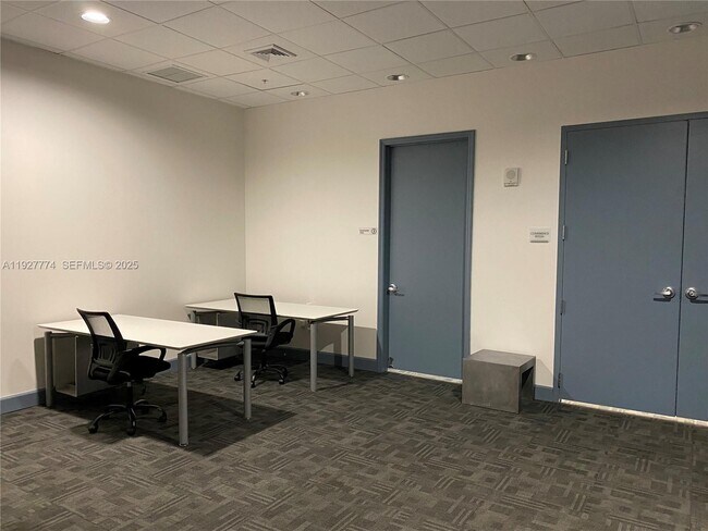 Building Photo - 7901 Hispanola Ave