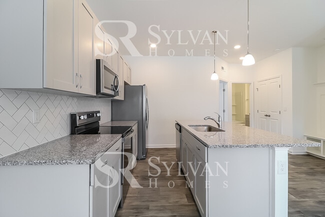 Building Photo - Coming HOME never felt so good!