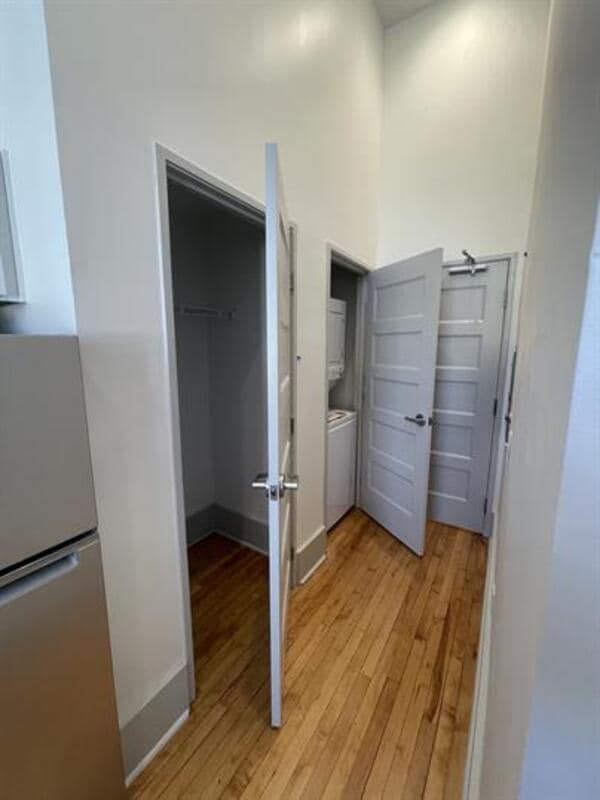 Building Photo - 315 W 38th St