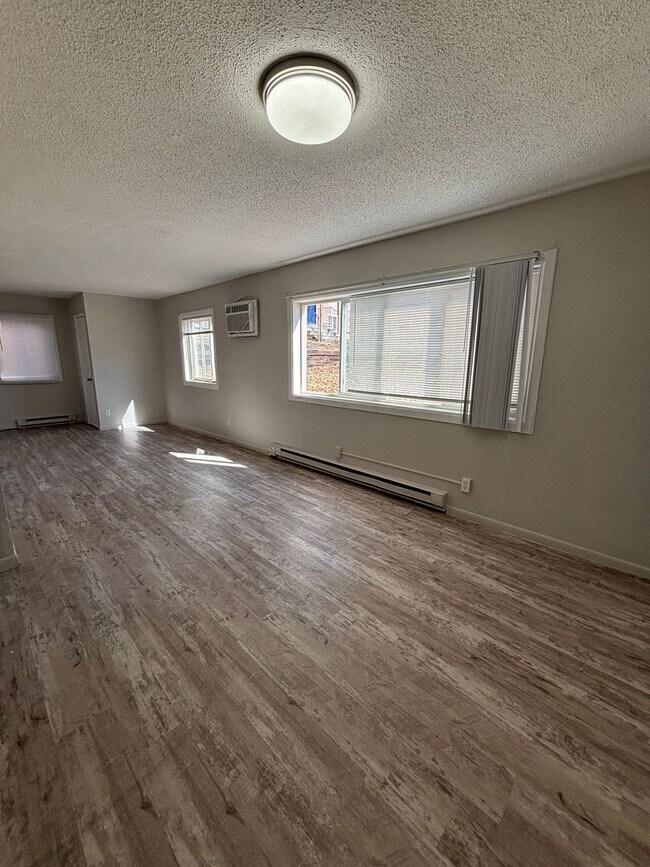 Interior Photo - Cedar Crest Apartments