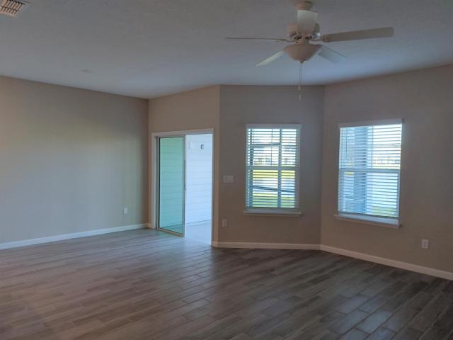 Building Photo - 3 bedroom in Jacksonville FL 32246