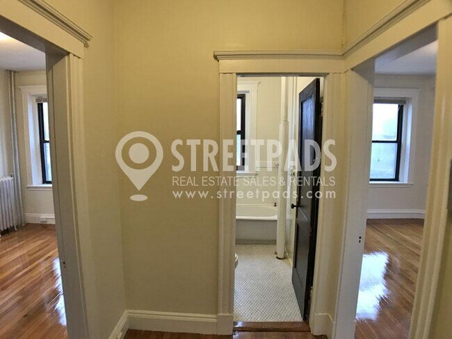 Building Photo - 1 bedroom in Malden MA 02148
