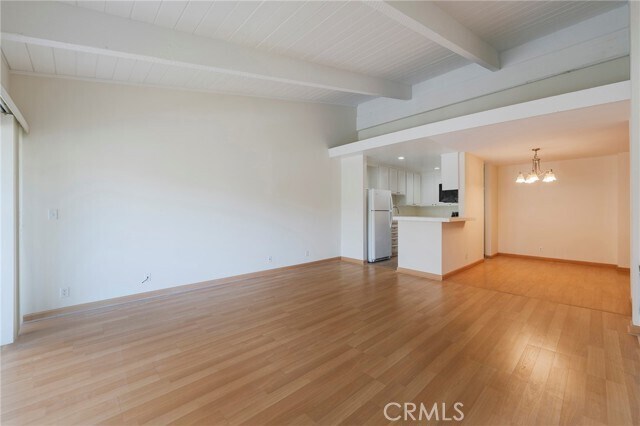 Building Photo - 6542 Ocean Crest Dr