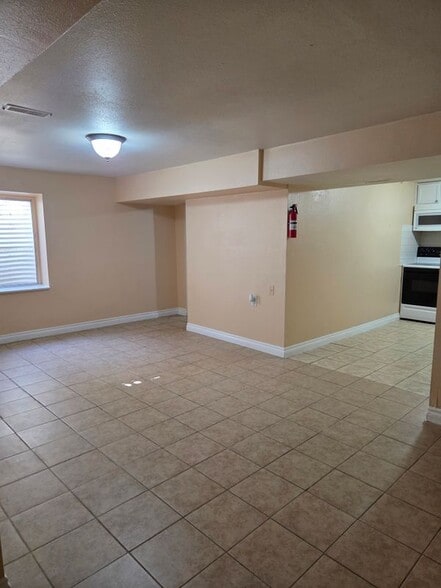 Building Photo - 97 S Macon Ct