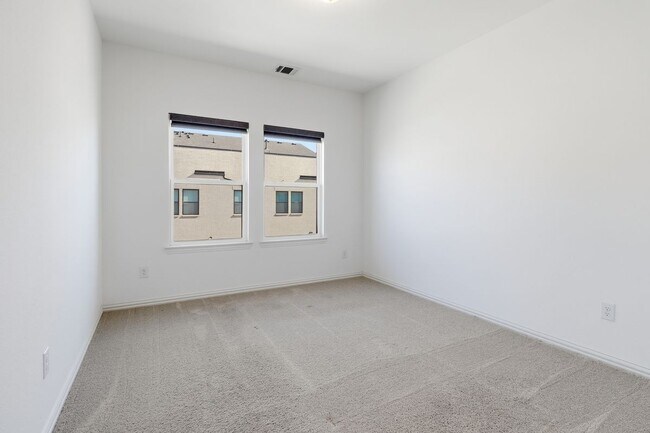 Building Photo - 1264 Daybreak Dr