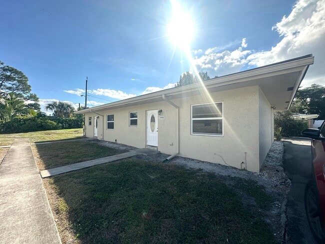 Building Photo - 3434 State St