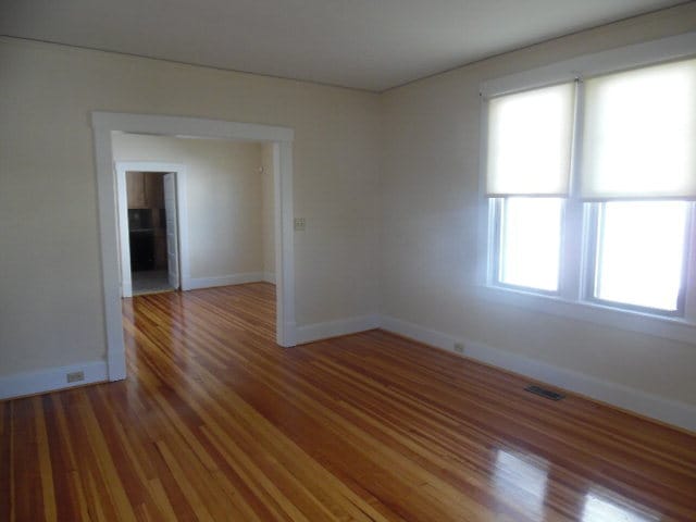Building Photo - 312 College Ave