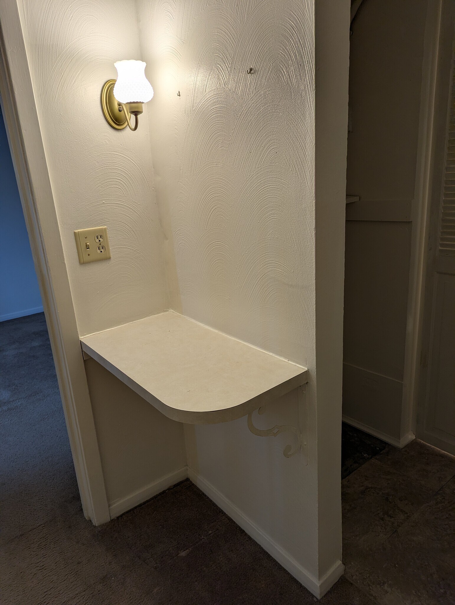 Building Photo - 8045 Pippin Rd