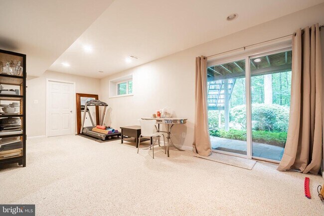 Building Photo - 2503 Fowlers Ln