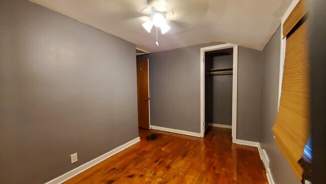 Building Photo - 3606 Dale Ave