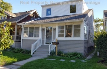 Building Photo - 340 E. Cambourne.