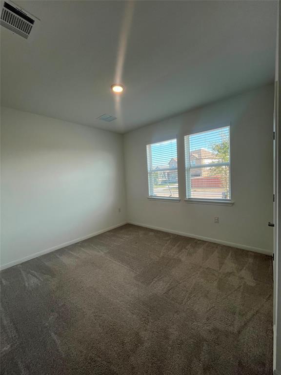 Building Photo - 15220 Holloway Dr