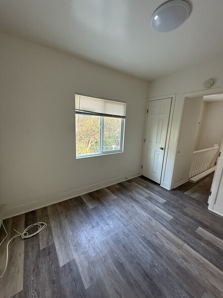 Room 2 - 1829 31st St