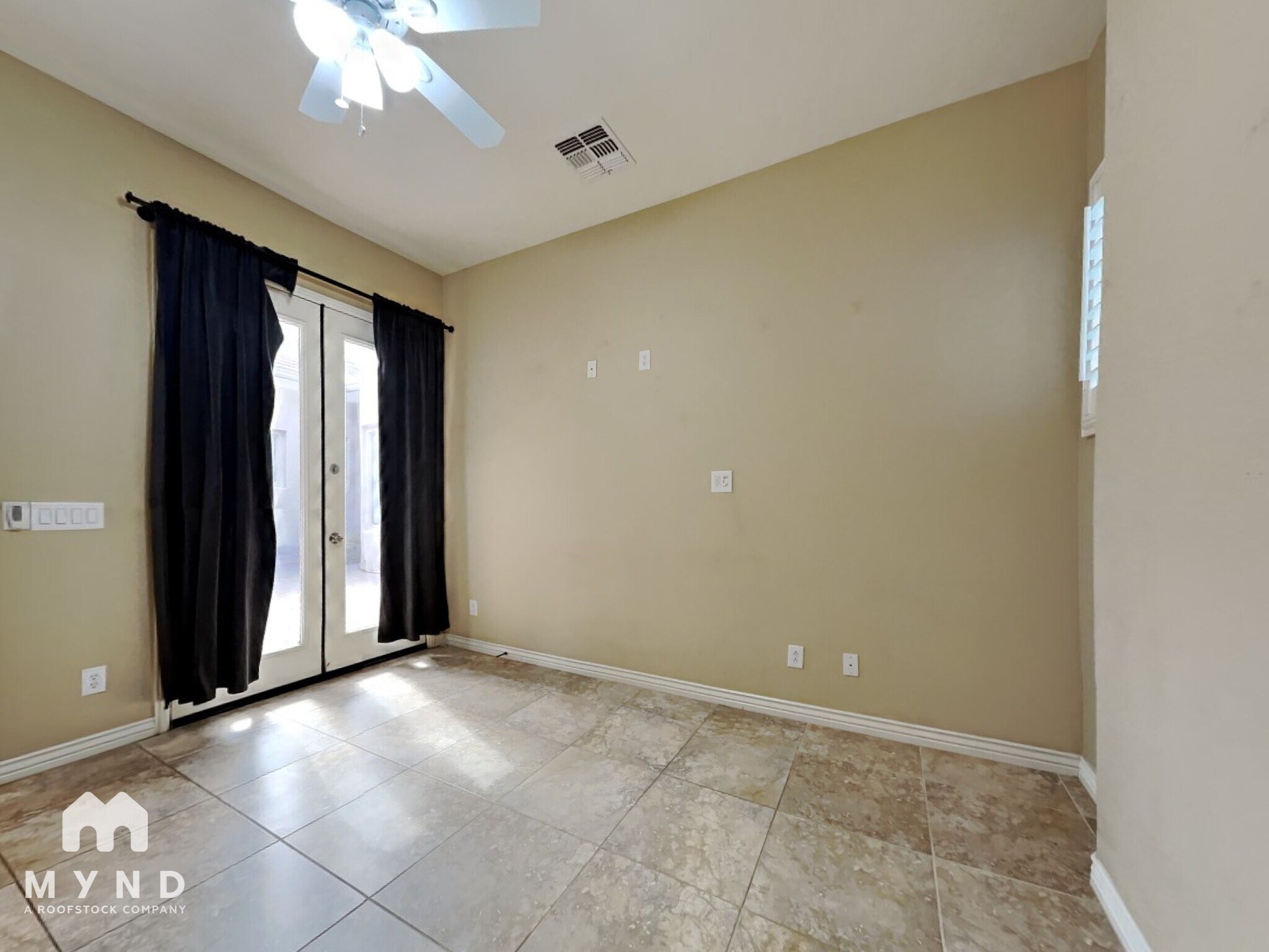 Building Photo - 2716 S Quinn Ave