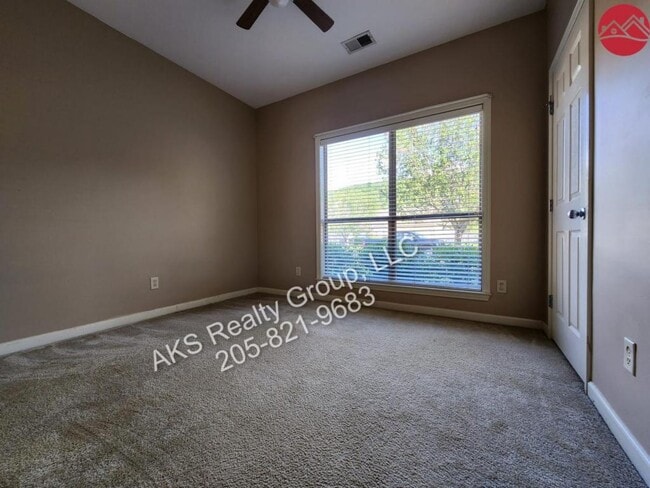 Building Photo - 2045 Forest Lakes Ln