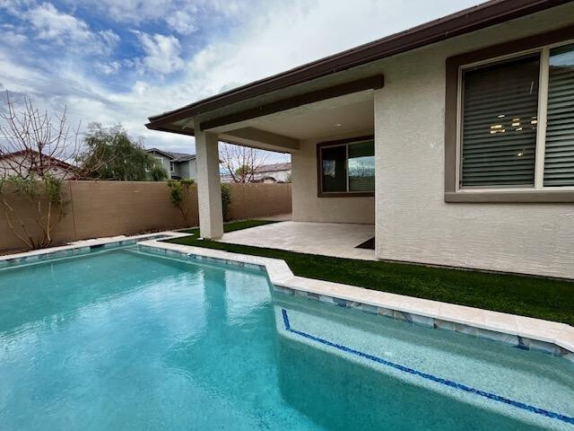 Building Photo - 71 W Megan St