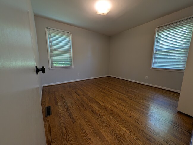 Building Photo - 2310 Denham Ave