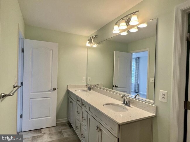 Building Photo - 1301 Foggy Turn