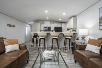 Building Photo - 203 Sugar Maple Ln